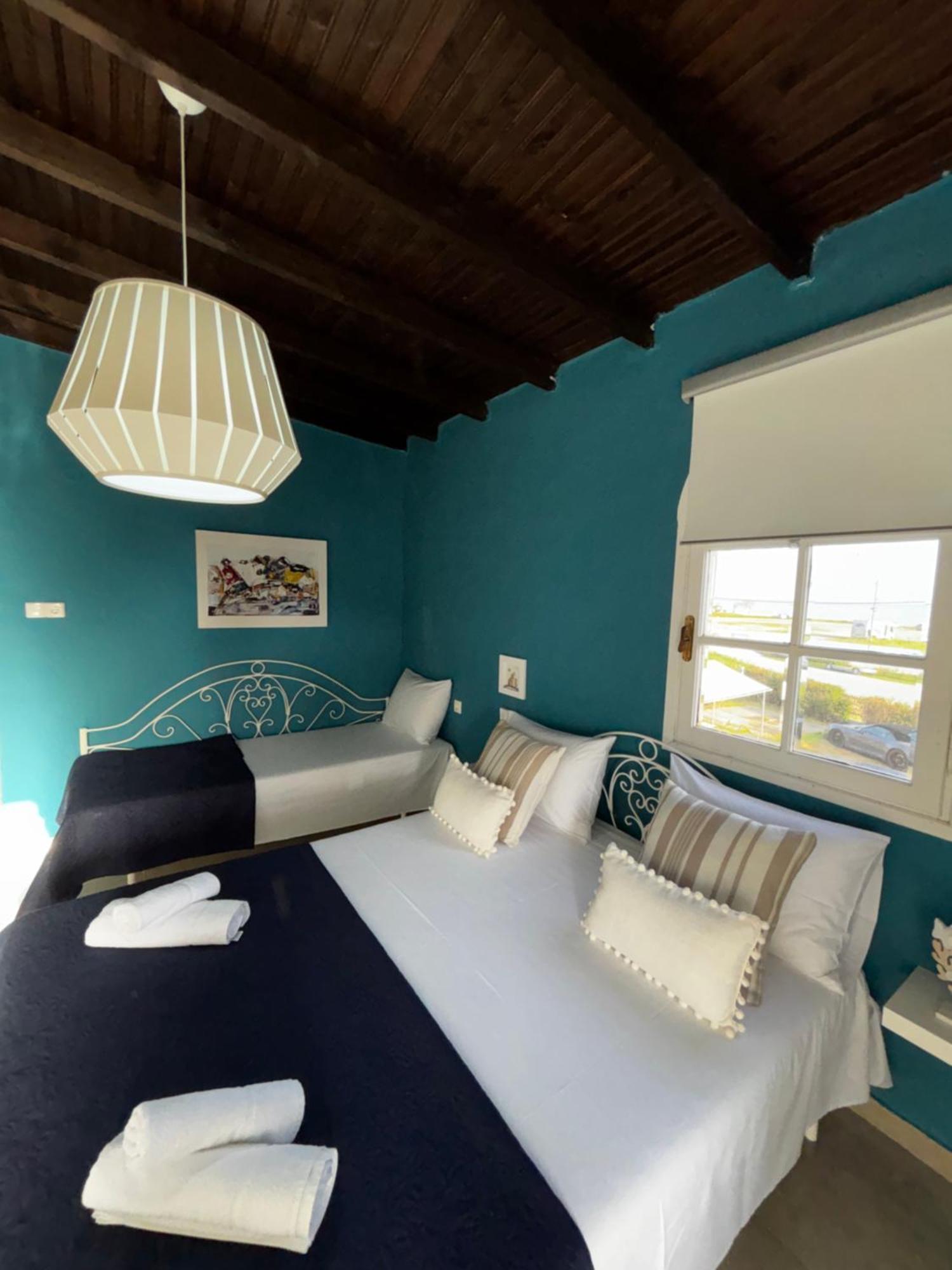 Room Nine 9 Beachfront Apartments Nea Kallikrateia Buitenkant foto
